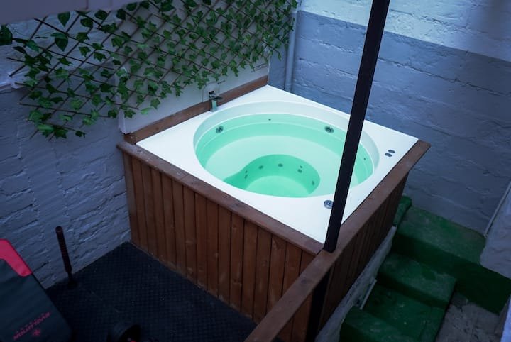 Jacuzzi de hidromasaje encendido