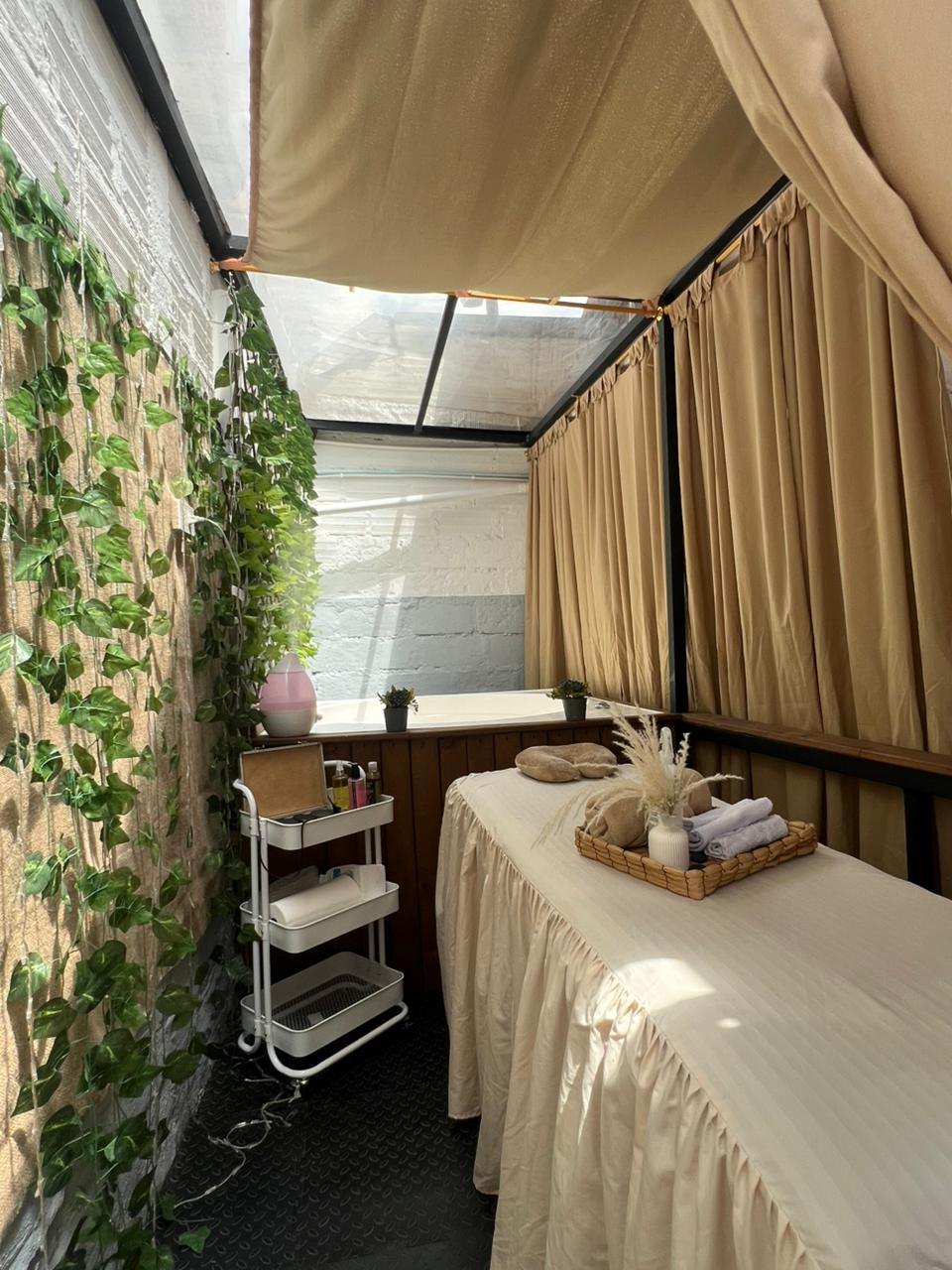 Cabina de masaje real de Casa Mora Z